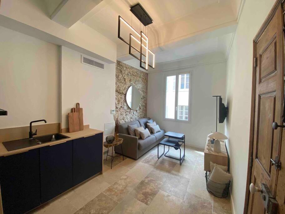 Au Coeur Du Viel Antibes - Cosy Appartement Zewnętrze zdjęcie