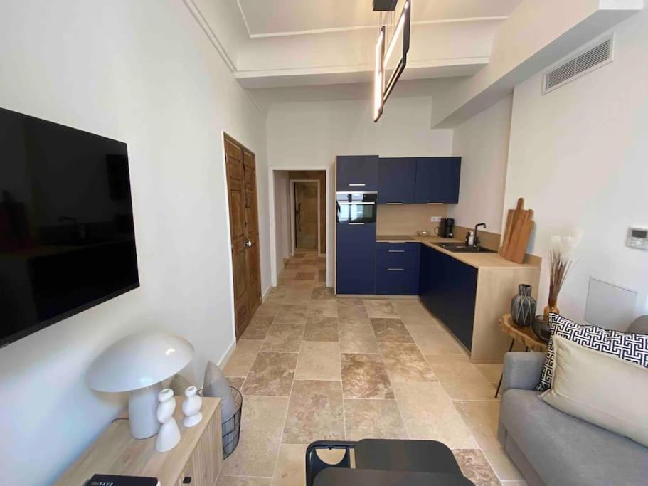 Au Coeur Du Viel Antibes - Cosy Appartement Zewnętrze zdjęcie